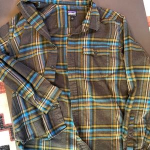 Men’s Patagonia flannel